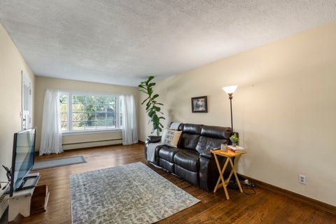 Tiny photo for 1201 Lincoln Avenue, Fox River Grove, IL 60021 (MLS # 12785453)