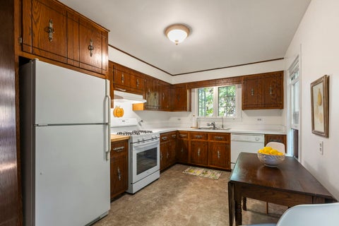 Tiny photo for 1201 Lincoln Avenue, Fox River Grove, IL 60021 (MLS # 12785453)