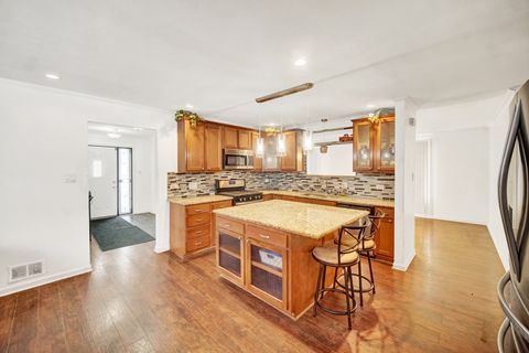 Tiny photo for 744 Academy Avenue, Matteson, IL 60443 (MLS # 12545196)