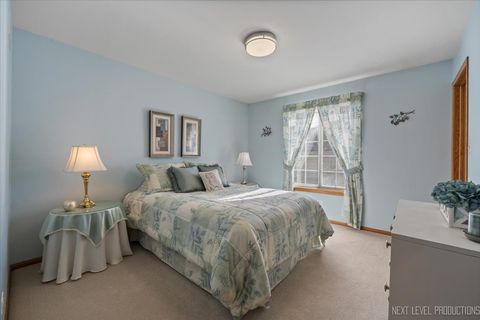 Tiny photo for 625 Superior Drive, Romeoville, IL 60446 (MLS # 12553286)