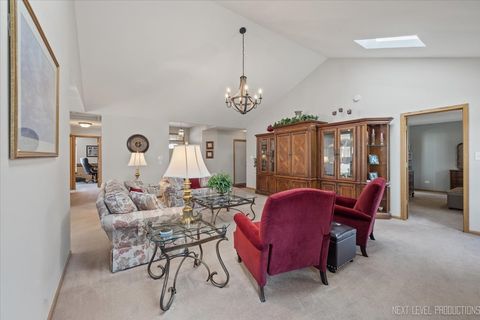 Tiny photo for 625 Superior Drive, Romeoville, IL 60446 (MLS # 12553286)