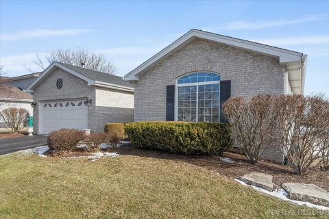Tiny photo for 625 Superior Drive, Romeoville, IL 60446 (MLS # 12553286)