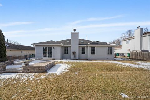 Tiny photo for 625 Superior Drive, Romeoville, IL 60446 (MLS # 12553286)