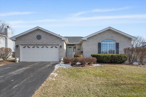 Photo of 625 Superior Drive, Romeoville, IL 60446 (MLS # 12553286)