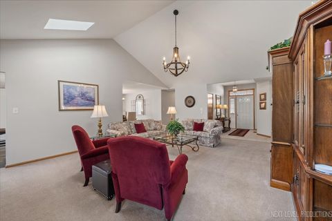 Tiny photo for 625 Superior Drive, Romeoville, IL 60446 (MLS # 12553286)