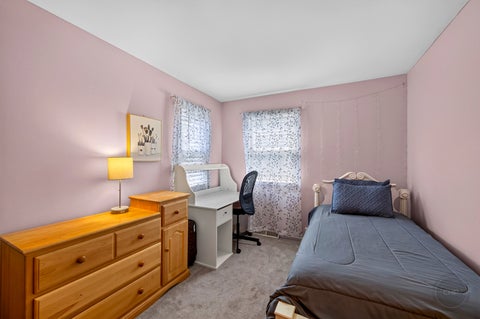 Tiny photo for 585 Beaconsfield Avenue, Naperville, IL 60565 (MLS # 12759883)