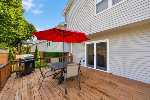Tiny photo for 585 Beaconsfield Avenue, Naperville, IL 60565 (MLS # 12759883)