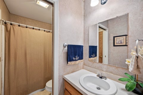 Tiny photo for 585 Beaconsfield Avenue, Naperville, IL 60565 (MLS # 12759883)