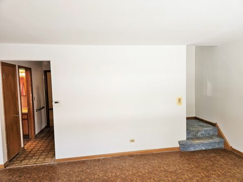 Tiny photo for 6940 N Ottawa Avenue, Chicago, IL 60631 (MLS # 12556023)