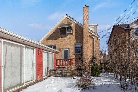 Tiny photo for 6940 N Ottawa Avenue, Chicago, IL 60631 (MLS # 12556023)