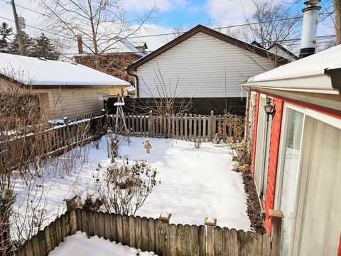 Tiny photo for 6940 N Ottawa Avenue, Chicago, IL 60631 (MLS # 12556023)