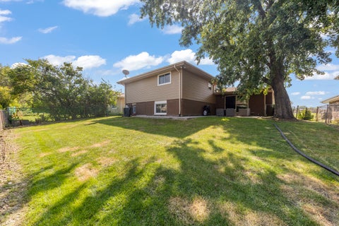 Tiny photo for 15521 Ridgeland Avenue, Oak Forest, IL 60452 (MLS # 12745274)