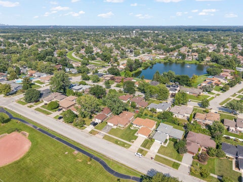 Tiny photo for 15521 Ridgeland Avenue, Oak Forest, IL 60452 (MLS # 12745274)