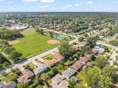 Tiny photo for 15521 Ridgeland Avenue, Oak Forest, IL 60452 (MLS # 12745274)