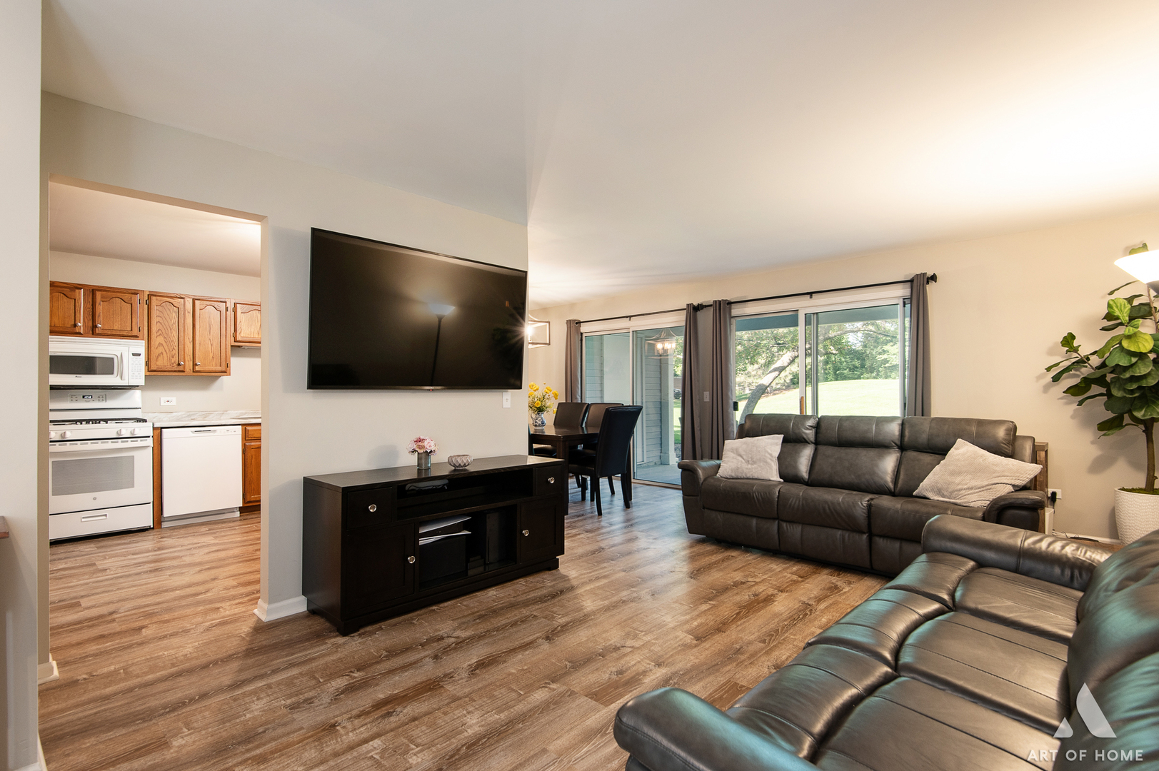 1404 Apple Court A