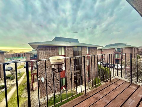 Tiny photo for 15804 Terrace Drive #R03, Oak Forest, IL 60452 (MLS # 12597725)