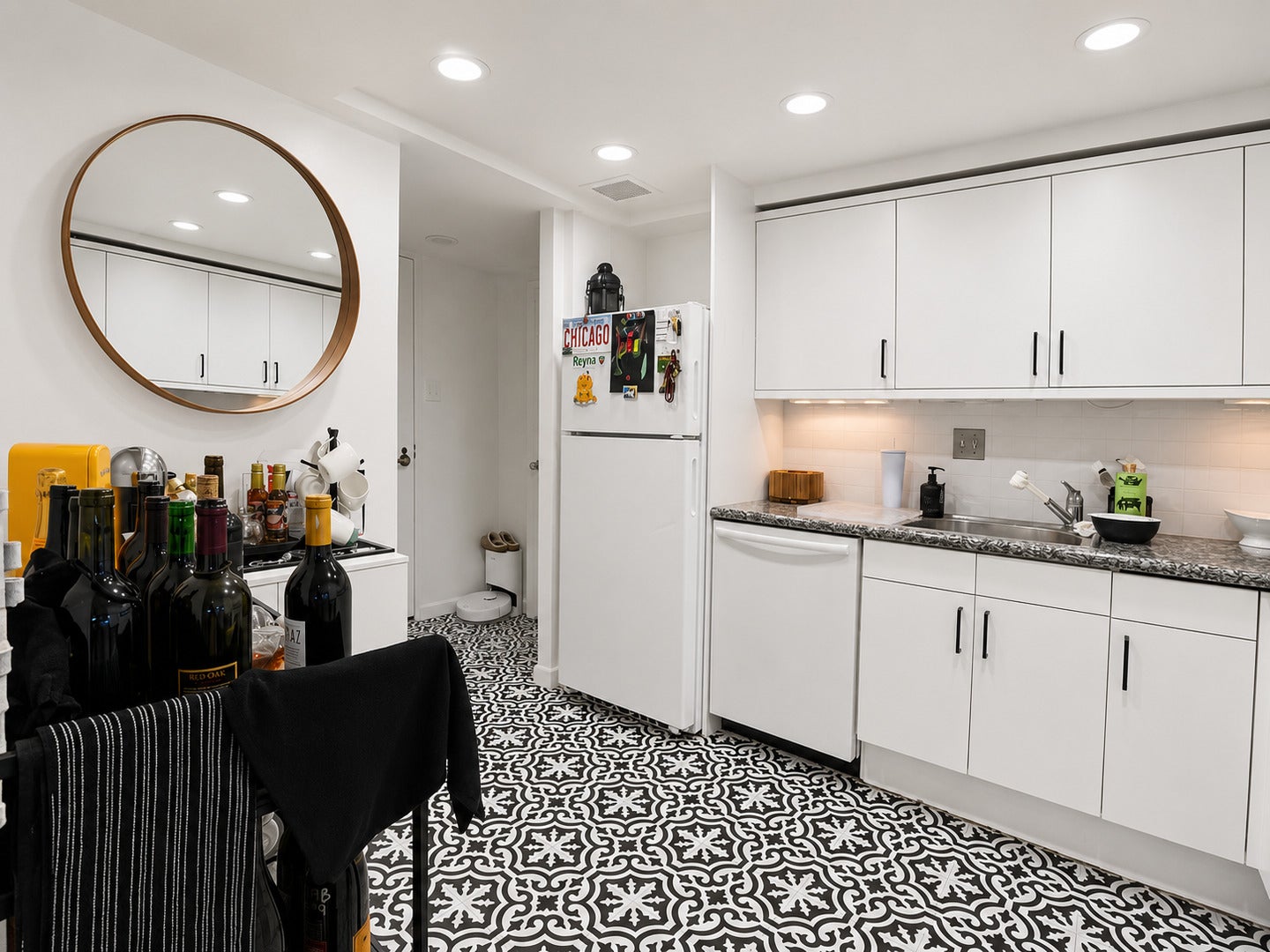 175 E DELAWARE Place 6109