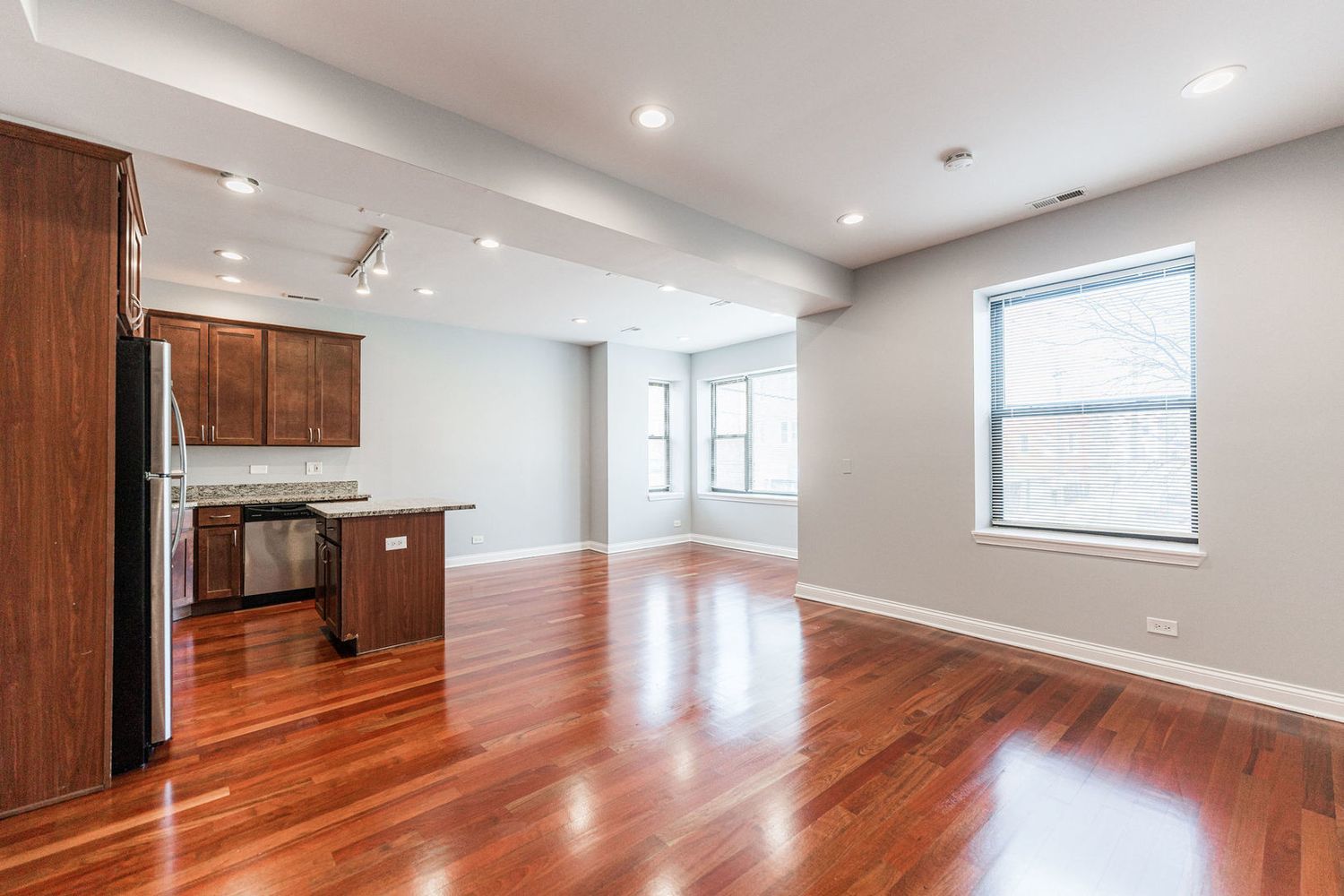 3205 W Division Street 402