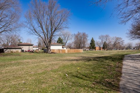 Tiny photo for 751 Leaf Court, Bartlett, IL 60103 (MLS # 12606522)