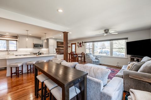 Tiny photo for 751 Leaf Court, Bartlett, IL 60103 (MLS # 12606522)