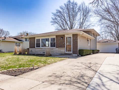 Photo of 751 Leaf Court, Bartlett, IL 60103 (MLS # 12606522)