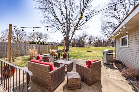 Tiny photo for 751 Leaf Court, Bartlett, IL 60103 (MLS # 12606522)