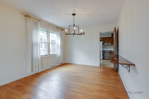 Tiny photo for 1407 N Douglas Avenue, Arlington Heights, IL 60004 (MLS # 12612327)