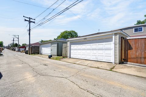 Tiny photo for 3741 Clinton Avenue, Berwyn, IL 60402 (MLS # 12638033)