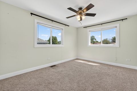 Tiny photo for 3741 Clinton Avenue, Berwyn, IL 60402 (MLS # 12638033)