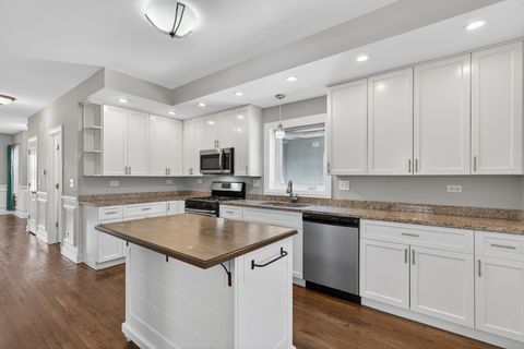 Tiny photo for 3741 Clinton Avenue, Berwyn, IL 60402 (MLS # 12638033)