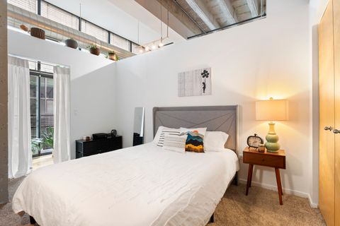 Tiny photo for 1645 W Ogden Avenue #438, Chicago, IL 60612 (MLS # 12600055)