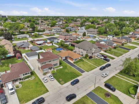 Tiny photo for 8130 W Berwyn Avenue, Chicago, IL 60656 (MLS # 12631570)