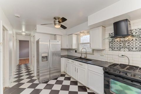 Tiny photo for 1472 W 74th Street, Chicago, IL 60636 (MLS # 12534148)