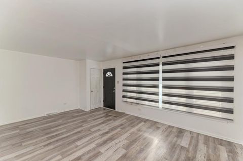 Tiny photo for 1472 W 74th Street, Chicago, IL 60636 (MLS # 12534148)