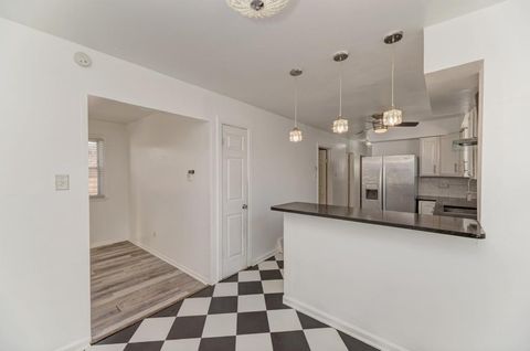 Tiny photo for 1472 W 74th Street, Chicago, IL 60636 (MLS # 12534148)