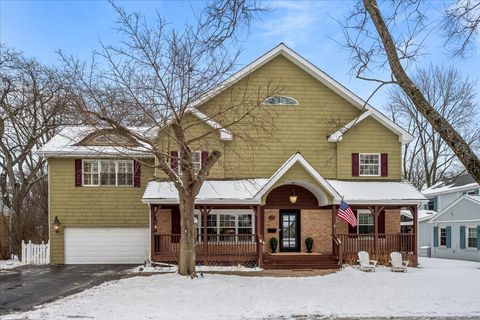 Photo of 265 Dickens Street, Northfield, IL 60093 (MLS # 12574456)