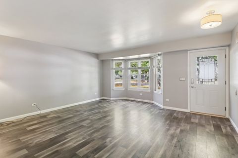 Tiny photo for 707 Crossland Drive, Grayslake, IL 60030 (MLS # 12472624)