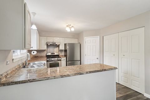 Tiny photo for 707 Crossland Drive, Grayslake, IL 60030 (MLS # 12472624)