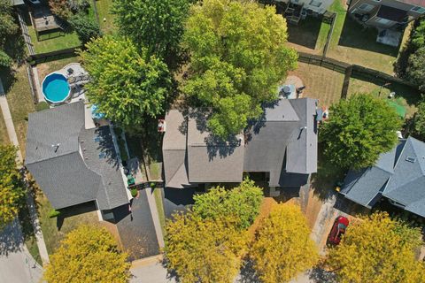 Tiny photo for 707 Crossland Drive, Grayslake, IL 60030 (MLS # 12472624)