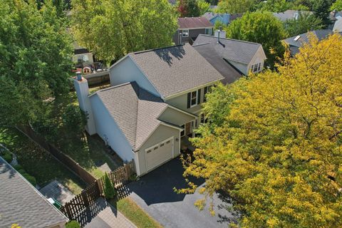 Tiny photo for 707 Crossland Drive, Grayslake, IL 60030 (MLS # 12472624)