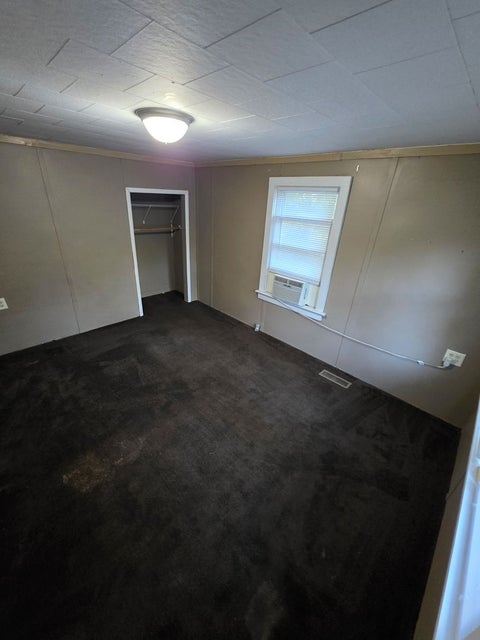 Tiny photo for 803 N Allyn Street, Carbondale, IL 62901 (MLS # 12717342)