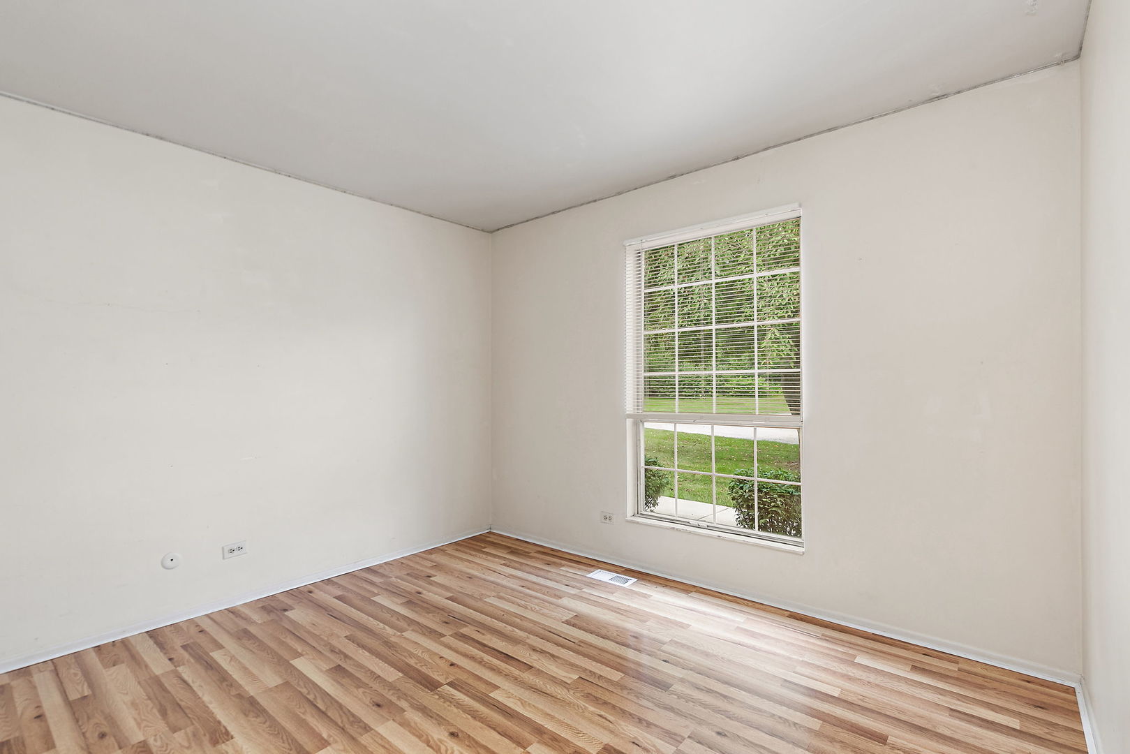 60 Bright Oaks Circle 1