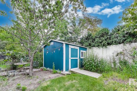 Tiny photo for 408 E Evergreen Street, Wheaton, IL 60187 (MLS # 12472492)