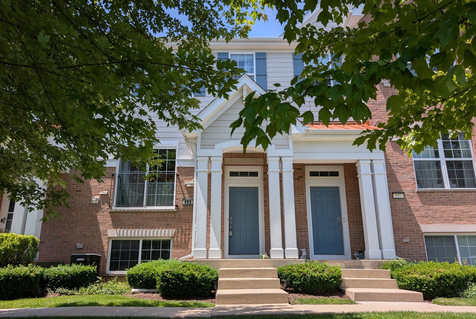 105 Arcadia Lane