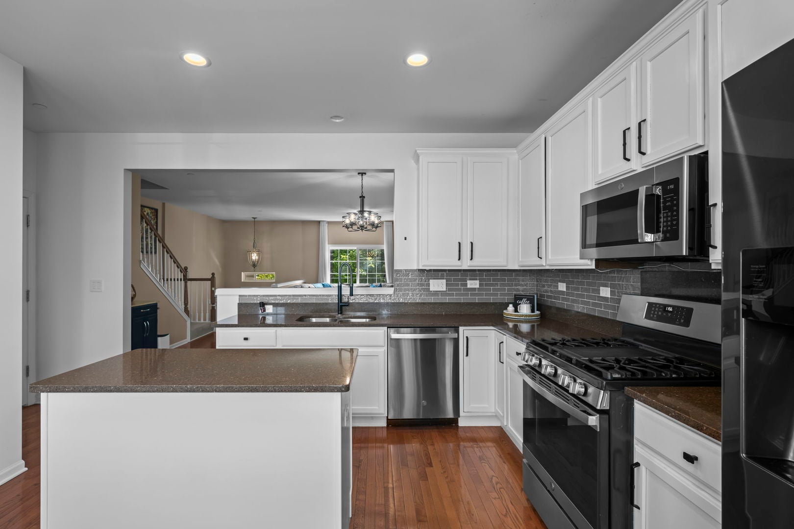 105 Arcadia Lane