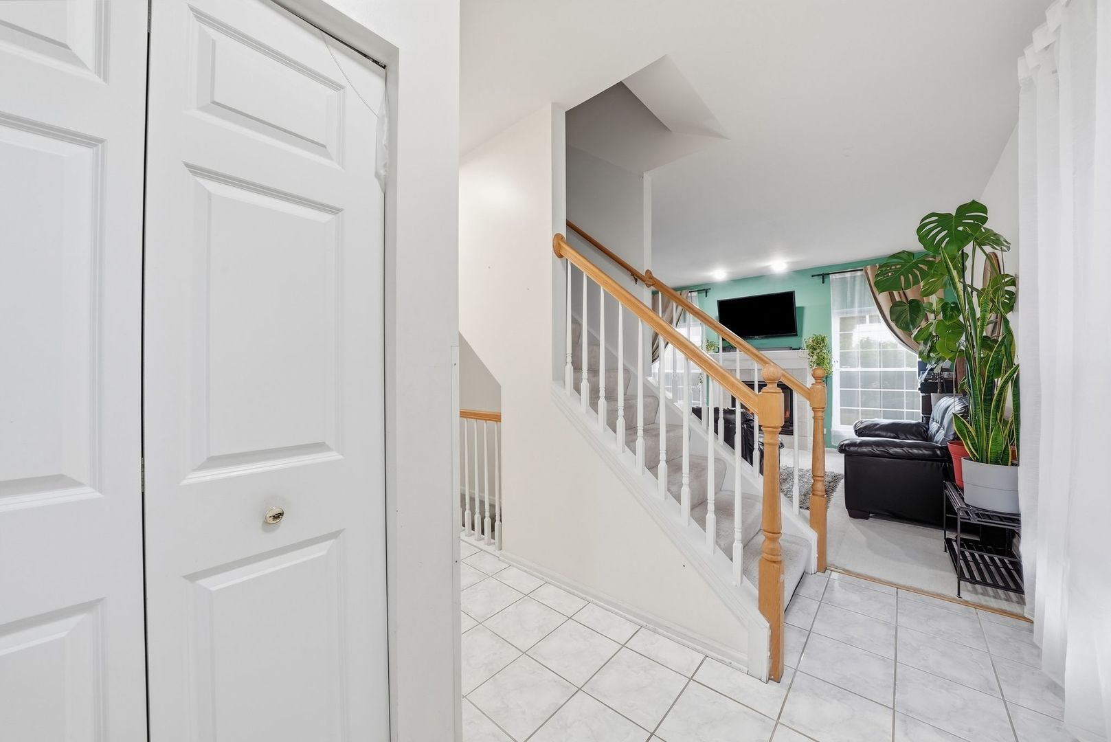 1114 Coventry Lane