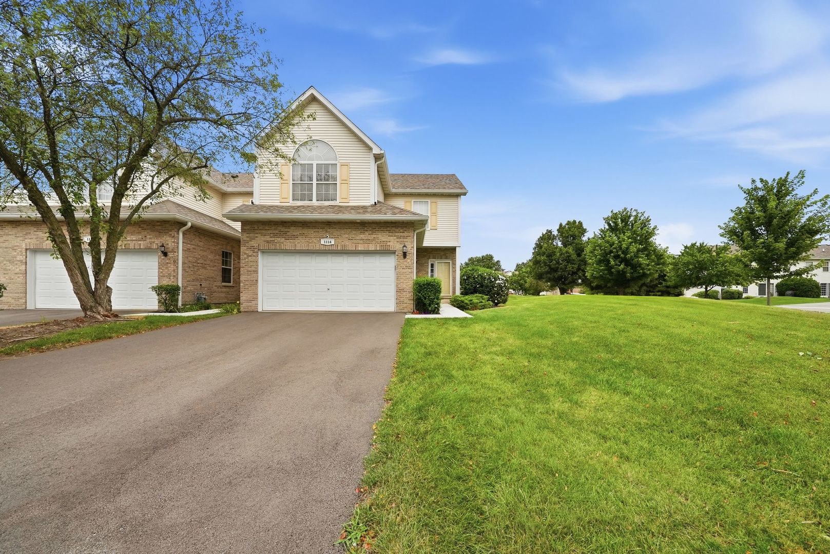 1114 Coventry Lane