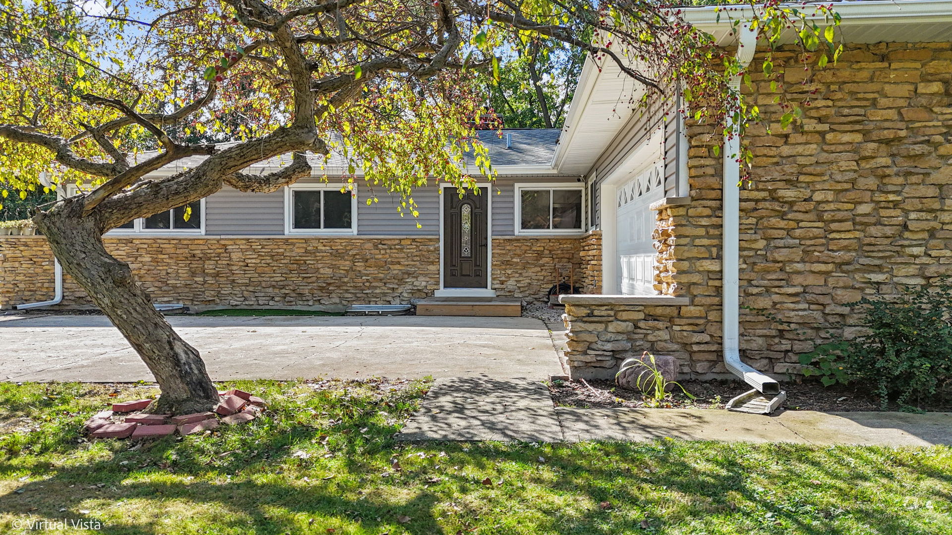 1149 Gail Lane