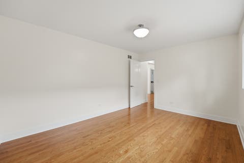 Tiny photo for 4225 N Newland Avenue, Harwood Heights, IL 60706 (MLS # 12703567)