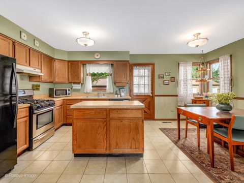 Tiny photo for 1105 W Hillgrove Avenue #1105, La Grange, IL 60525 (MLS # 12469941)